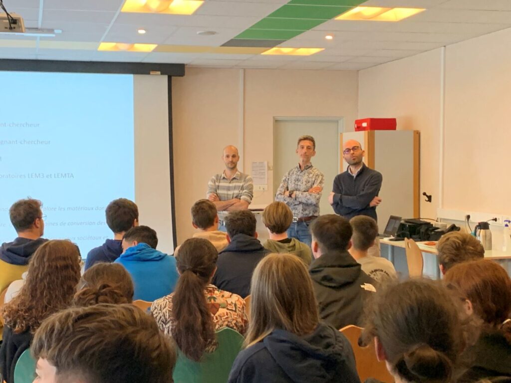 Quand les labos s’invitent en classe : Cédric Laurent au Lycée Beaumont de Saint-Dié-Des-Vosges